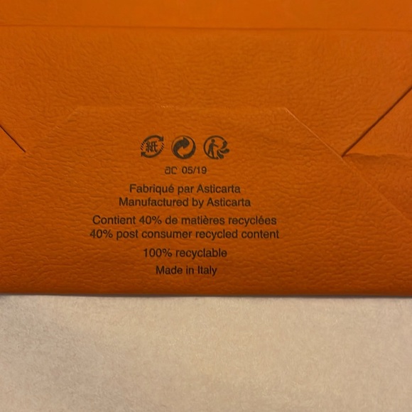 Hermes empty paper bags bundle of two used 8.5x5.5 - Picture 4 of 5